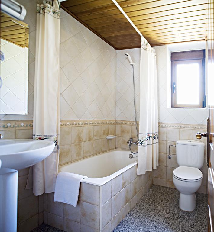 Apartamentos Casa Buisan 布罗托 客房 照片